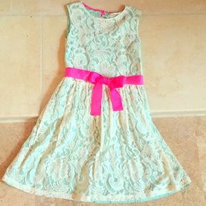 💃Johnnie b girls lace dress